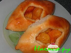 Открытые пирожки с абрикосами