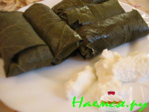 Долма в сметане с творогом