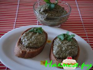 Дип из баклажанов с оливками