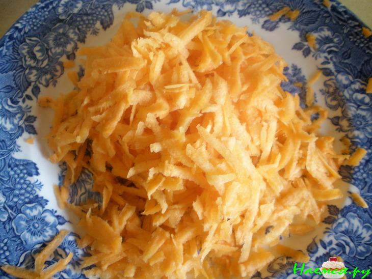 Нежный морковно-ореховый пирог