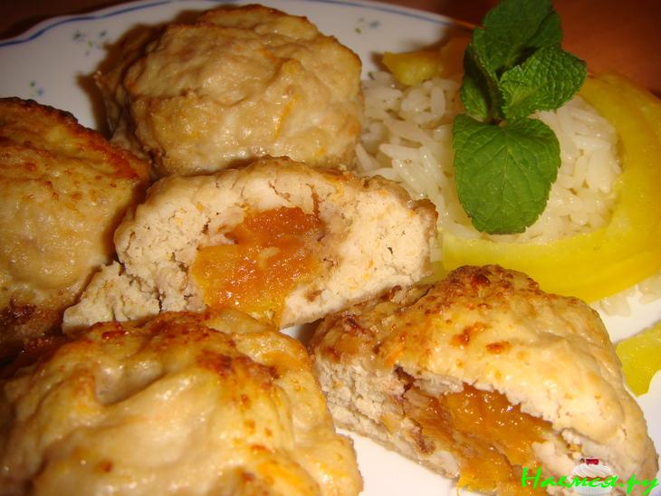 Куриное суфле с курагой и грецкими орехами