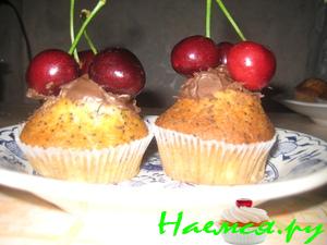 Маковые тортини с черешней