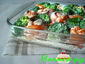 Запеканка из брокколи, риса и форели