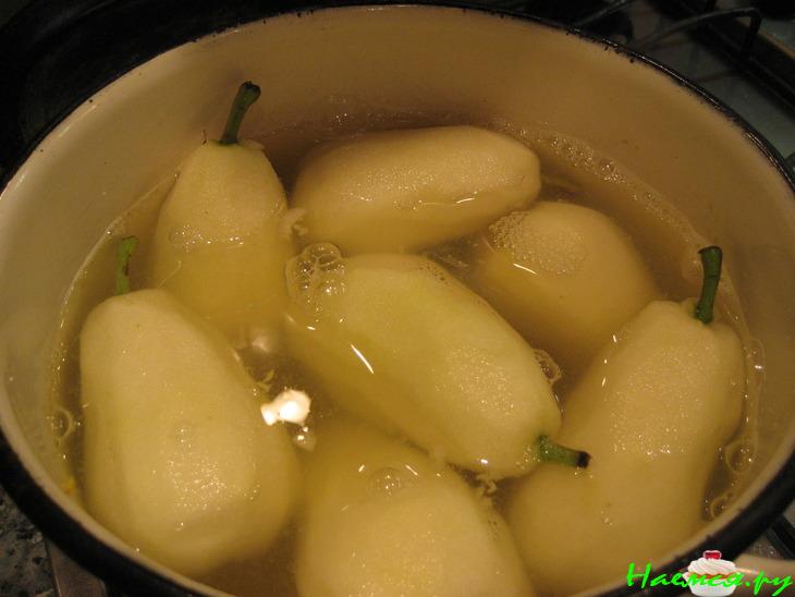 Торт бисквитный с грушами в сиропе Торт бисквитный с грушами в сиропе