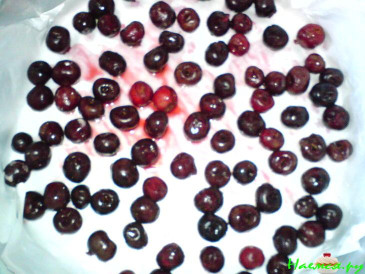 Пирог вишнёвый с белковым кремом Пирог вишнёвый с белковым кремом