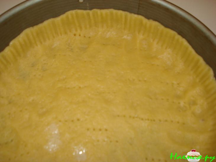 Пирог с айвой и нежным кремом