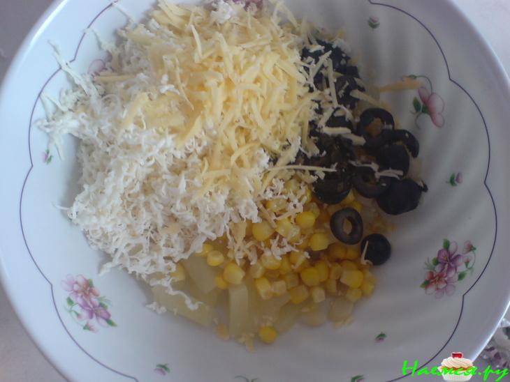 "Хек" в пароварочке с салатиком