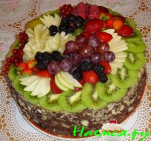 Торт 'Фруктовая корзина'