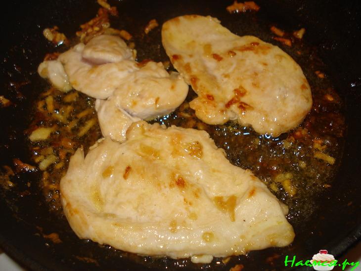 Куриное филе в чесночной карамели