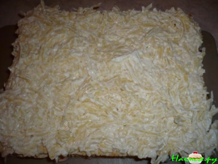 Слоеный пирог с рыбой