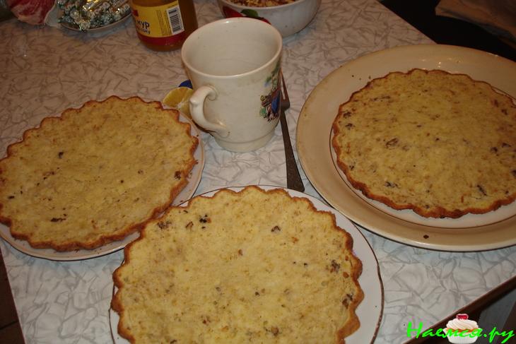 Тортик с черносливом (крем кисло-сладкий)