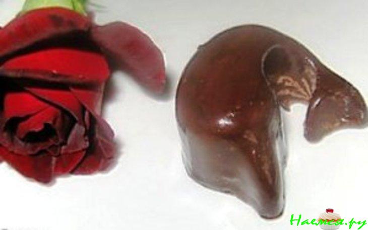 Шоколадные конфеты с фундуком
