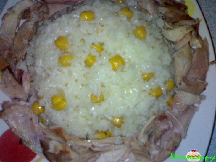 Плов с нутом и отварной курицей