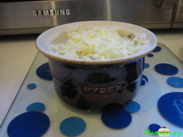 Жульен с вешенками и чесночком