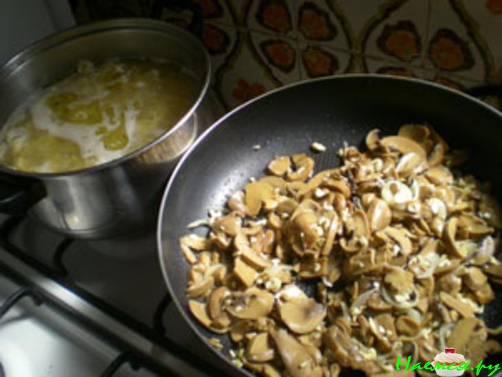 Маракончики с пикантным соусом