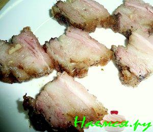 Ароматное сало из духовки