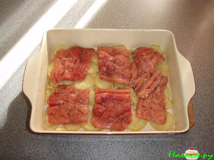 Красная рыба запечённая