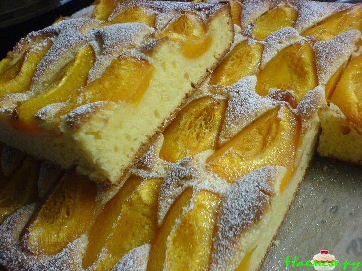 Пирог ванильный с абрикосами   