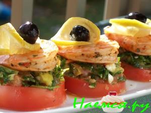 Закуска овощная с креветками