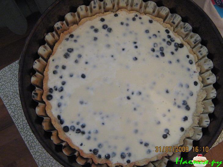 Песочный пирог с черникой
