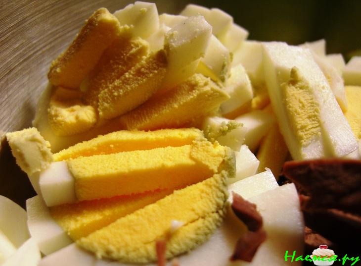 Салат из сердца с огурцом