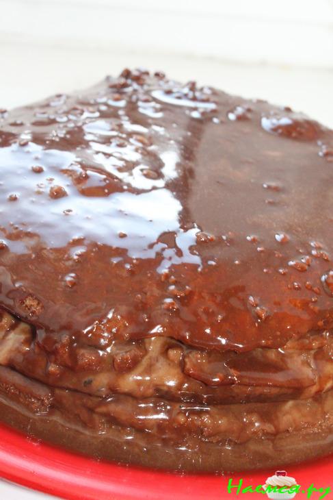 Торт горькошоколадный с кофейным кремом и ромовой пропиткой