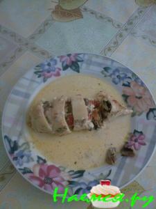 Кальмары фаршированные овощами в луковом соусе Кальмары фаршированные овощами в луковом соусе