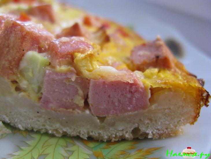 Сочная пицца на тонком кефирном тесте