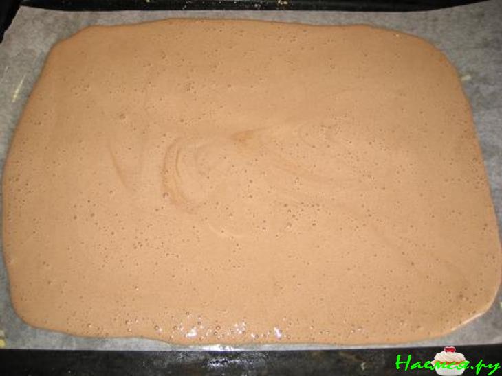 Шоколадный рулет с мороженым