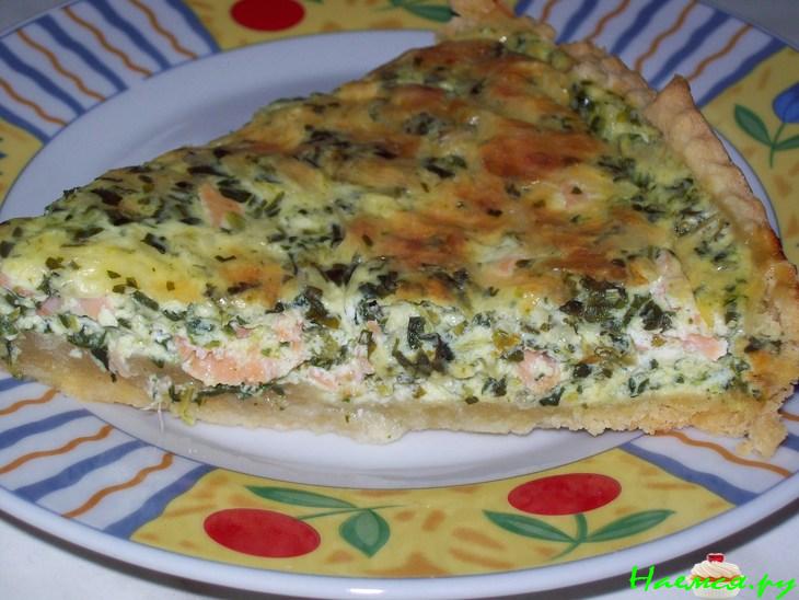 Открытый пирог с копчёным лососем и шпинатом!