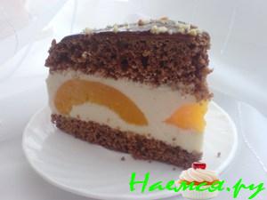 Торт 'Сливочные облака с персиками'