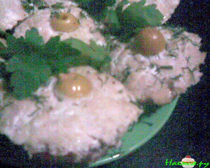 Рыбные маффины с фаршированными оливками