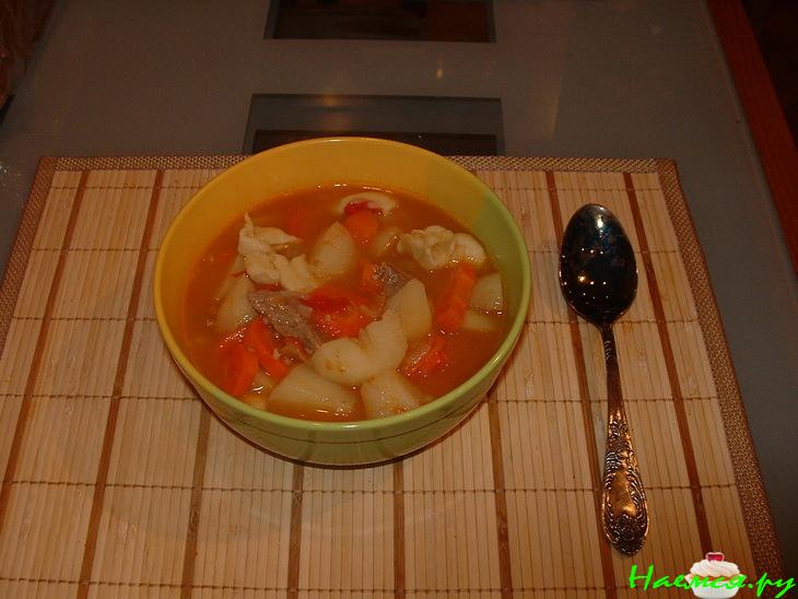 Гуляш-левеш