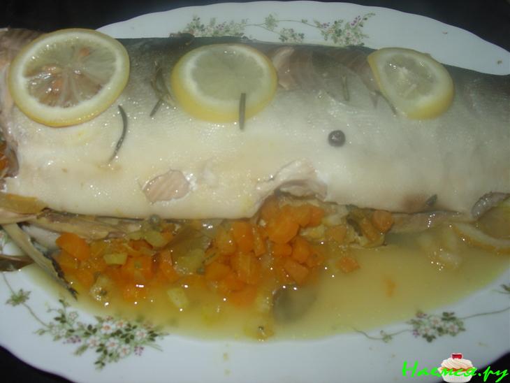 Рыба, запеченная с овoщами и лимоном Рыба, запеченная с овoщами и лимоном