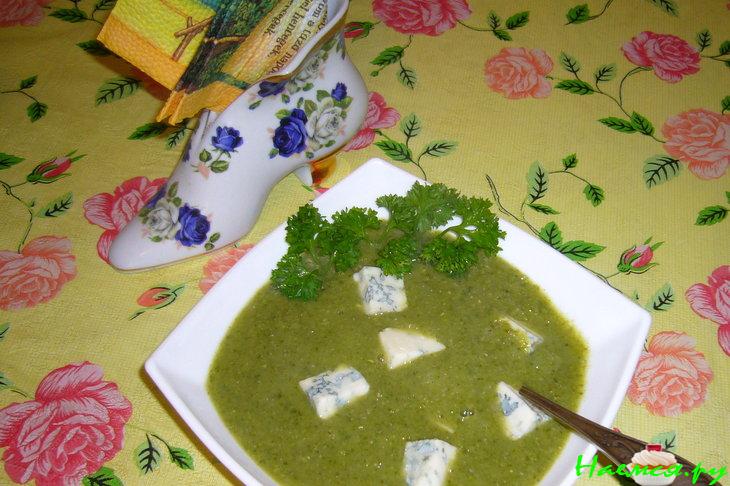 Суп-пюре зелёный с сыром Суп-пюре зелёный с сыром