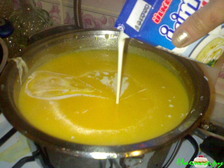 Нежный куриный крем-суп