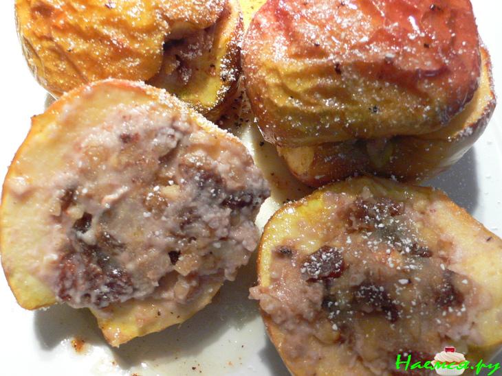 Запеченные яблоки с начинкой