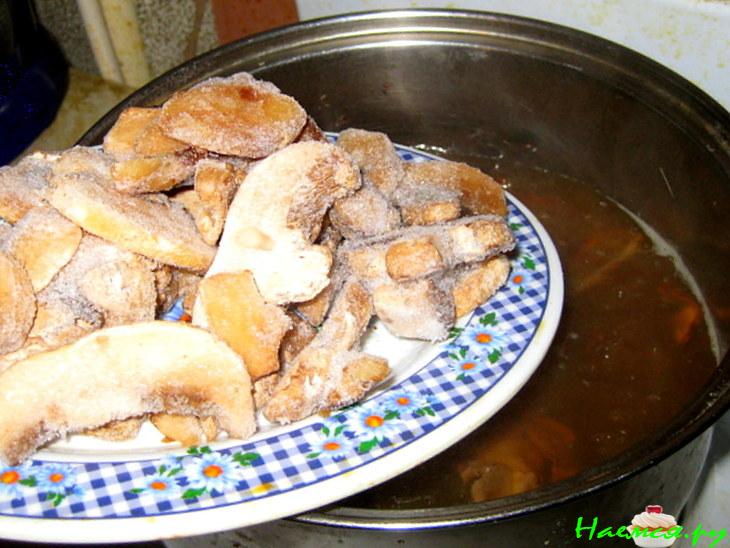 Суп из грибов ассорти из запасов Суп из грибов ассорти из запасов