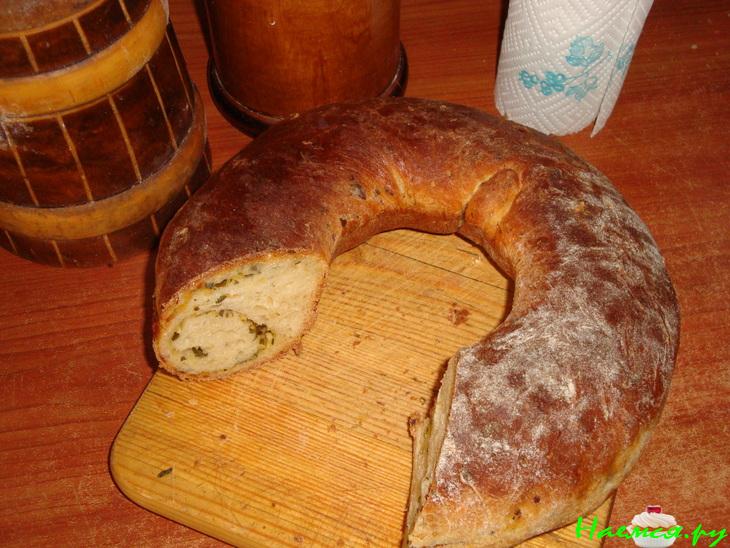 Манно-пшеничный сырный хлеб с начинкой