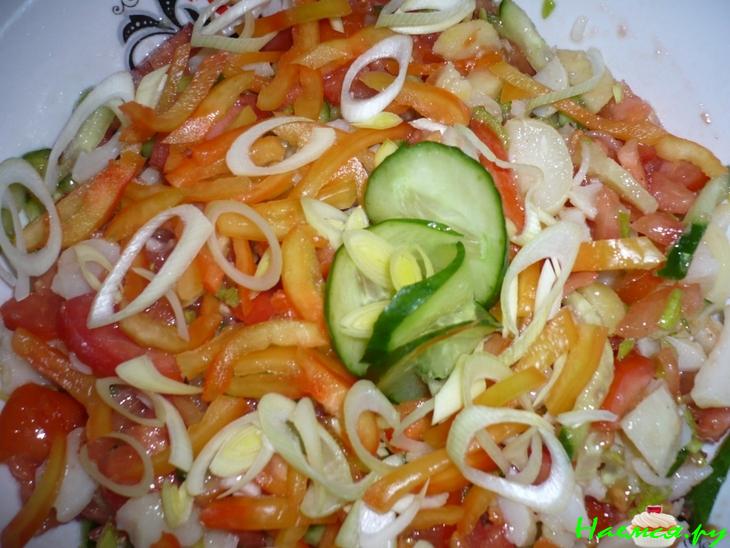 Салат "Поцелуй лета"