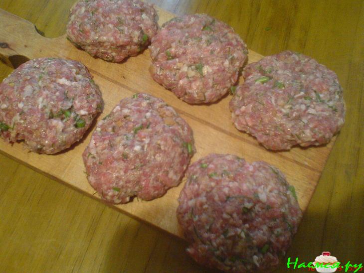 Бифштексы праздничные Бифштексы праздничные