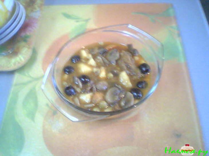 Суп-рагу плотный из телячьего хвоста