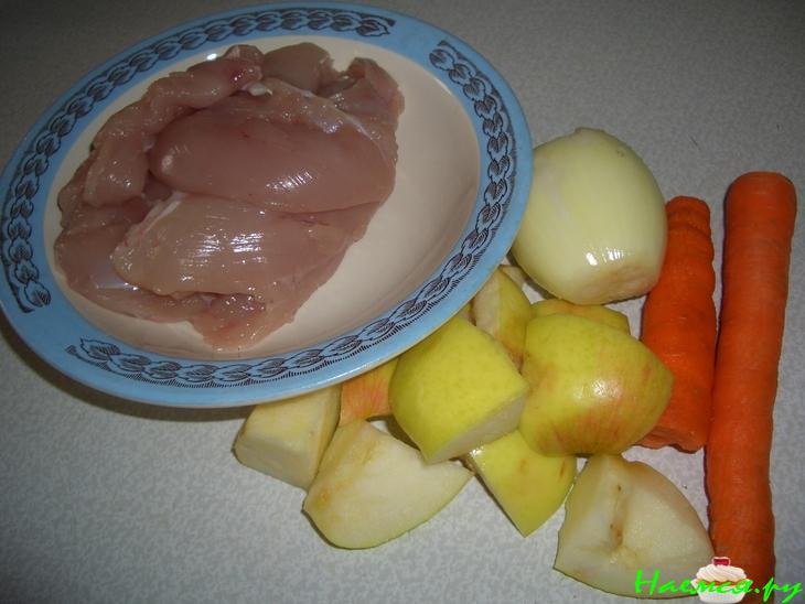 Куриные котлеты с морковью и яблоками