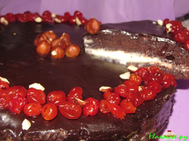 Шоколадный тортик с нежным белым центром Шоколадный тортик с нежным белым центром