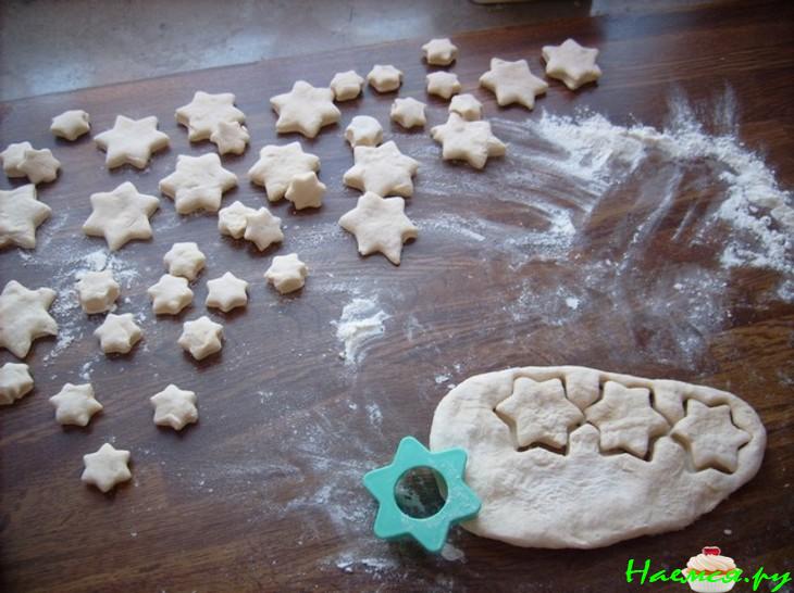 Пирог рыбный с паприкой, помидорами и моцареллой