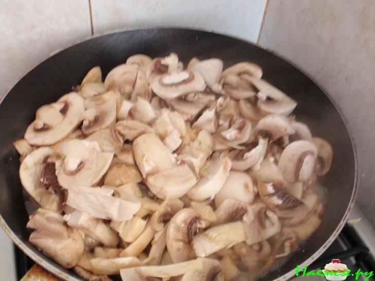 Грибной крем-суп с сухариками