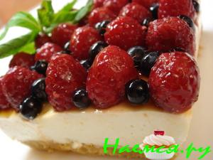 Чизкейк с малиной и черникой (без выпечки) 