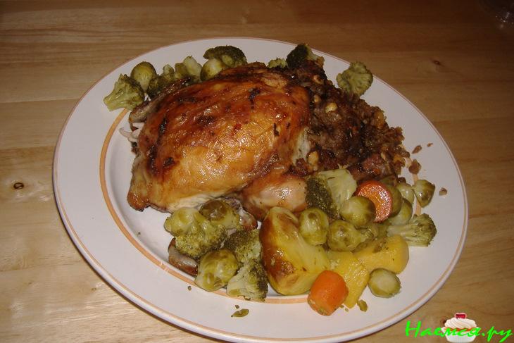 Курица без костей с грибами и сыром