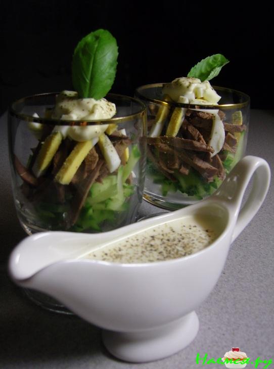 Салат из сердца с огурцом