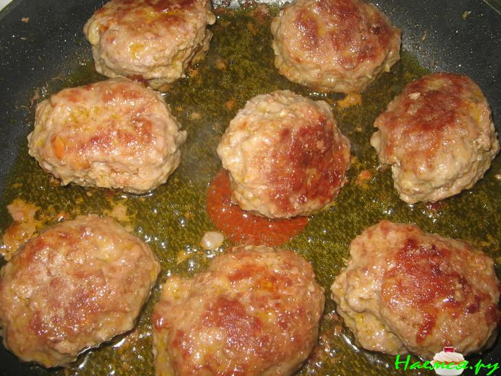 Котлеты с начинкой из морковки